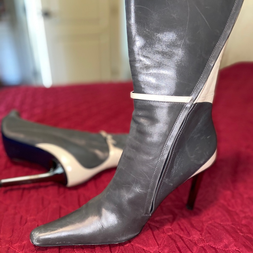 Grey/Cream & White boot
